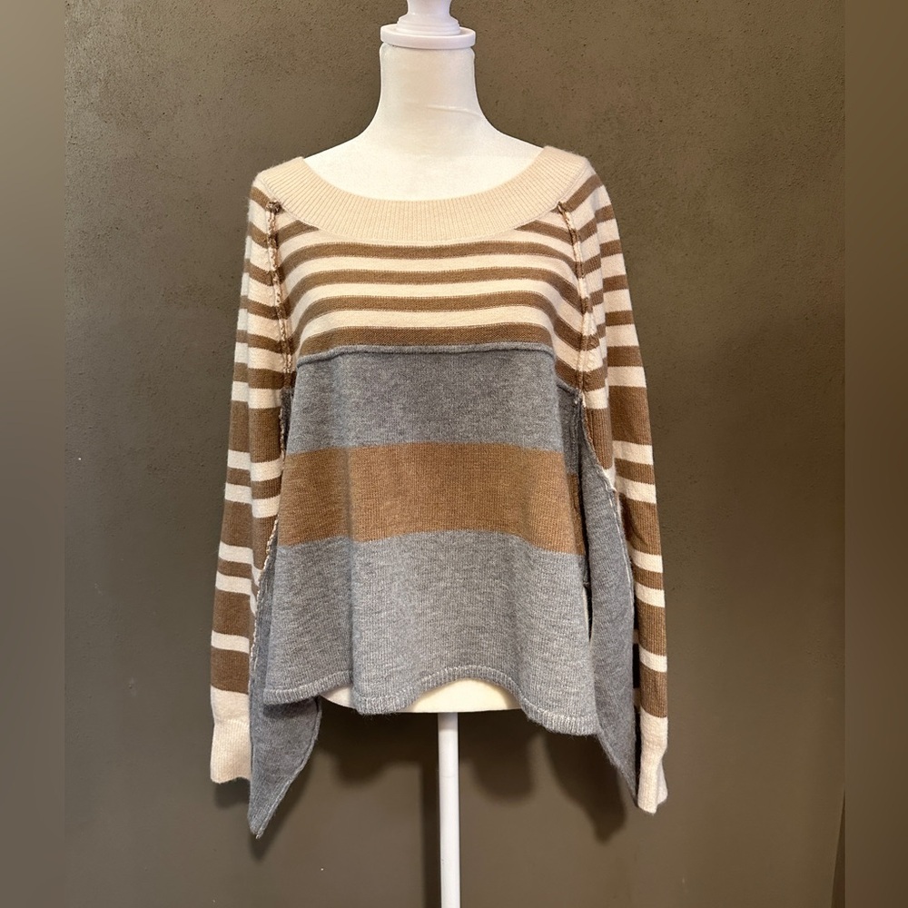 Women’s striped crop sweater by Promesa size Medium generous cut